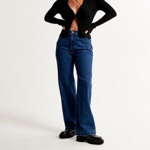 Abercrombie & Fitch Curve Love High Rise 90s Relaxed Jean - Dark